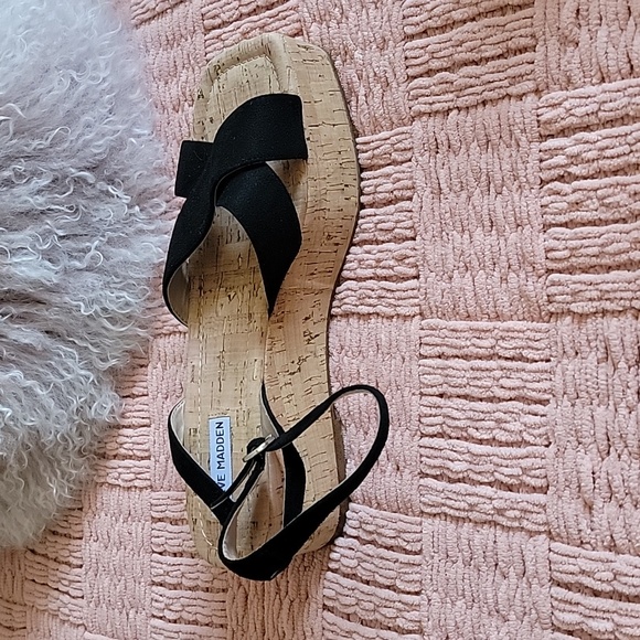 Steve Madden Black & Tan Suede Sandals, ankle buckle ✌️✌️✌️✌️ - Picture 8 of 10